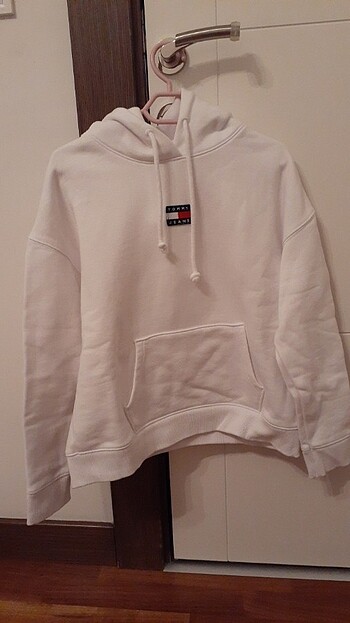 Tommy hilfiger sweatshirt. 