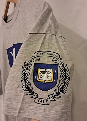 xs Beden Mavi Yale. tshirt
