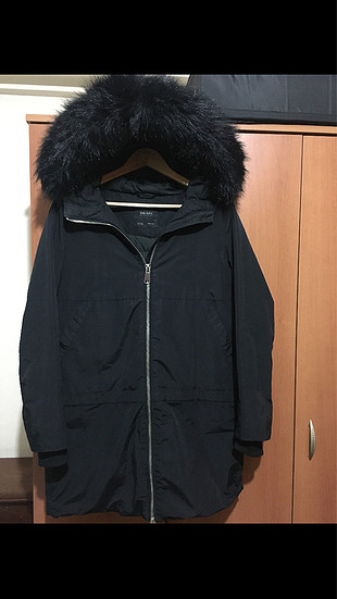 m Beden ZARA SU GEÇİRMEZ MONT