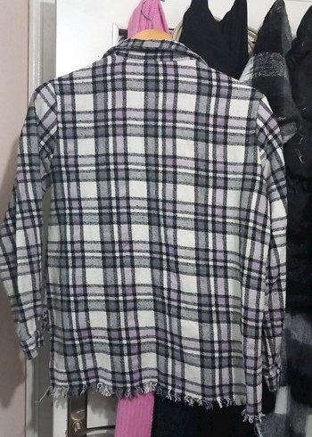 Gri mor beyaz desenli Düğmeli Uzun Kollu Kadın Gömlek - Görsel 3