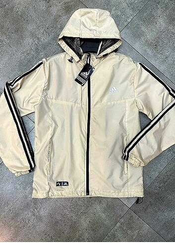 Adidas Yağmurluk ve Rüzgarlık 