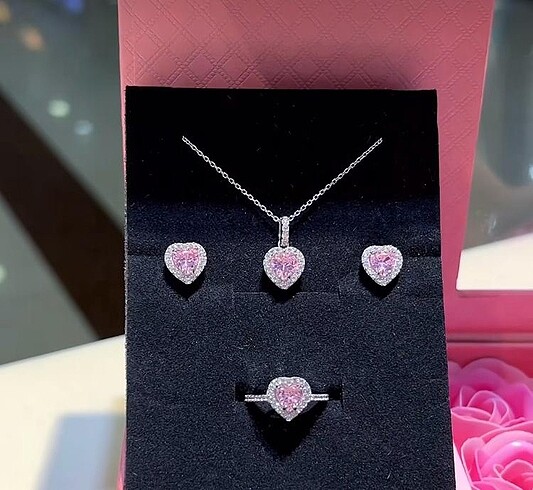 Pandora model pembe kalpli set