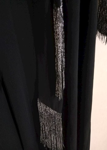 Püsküllü Siyah Uzun abaya - Görsel 4