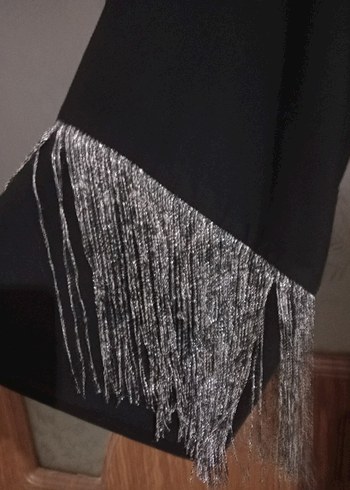 Püsküllü Siyah Uzun abaya - Görsel 3