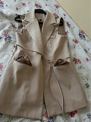 m Beden ten rengi Renk Yakalı blazer yelek