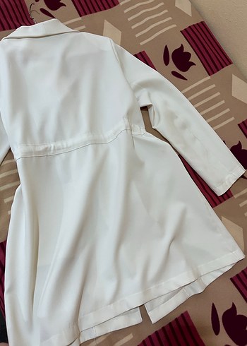 Beyaz Uzun Kollu Kadın Ceket - Görsel 3