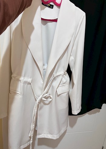 Beyaz Uzun Kollu Kadın Ceket - Görsel 5
