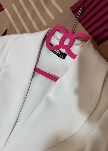 Beyaz Uzun Kollu Kadın Ceket - Görsel 2