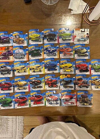 HOTWHEELS KARIŞIK LOT