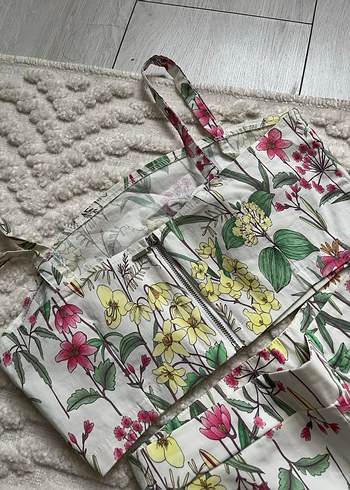 Çiçek Desenli Mini Şortlu Kadın Alt Üst Takım - Görsel 2