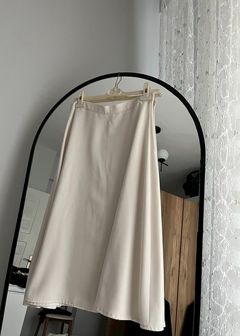 Beyaz Midi Dökümlü Kadın Etek - Görsel 2