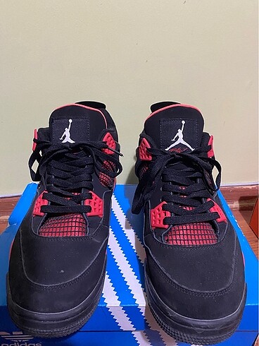Air jordan 4 red thunder