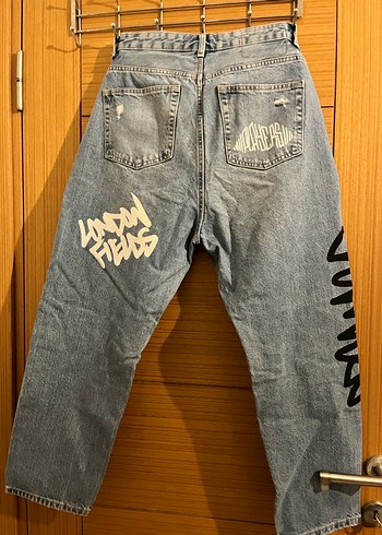 Bershka erkek baskılı loose fit pantolon - Görsel 2