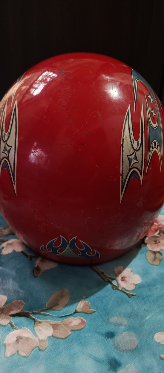 Parlak Kırmızı Baskılı Motosiklet Kaskı - Görsel 3