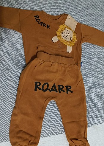 Kahverengi Baskılı Erkek Bebek Takımı