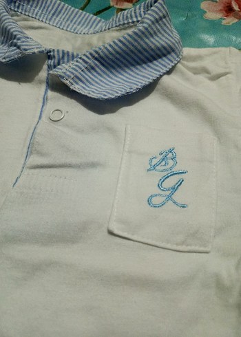 Düğmeli Beyaz Pamuklu Erkek Bebek Body - Görsel 2