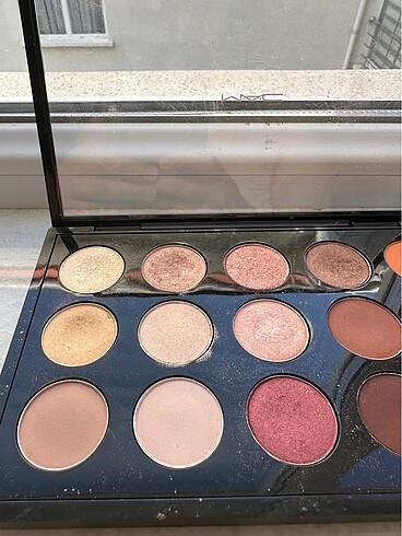 MAC Mac far paleti