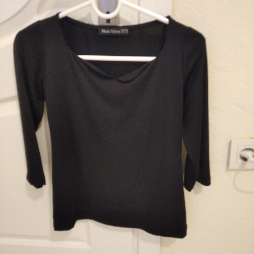 Siyah V Yaka Uzun Kollu Kadın Bluz - Görsel 2