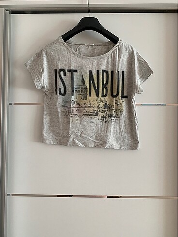 Crop tişört