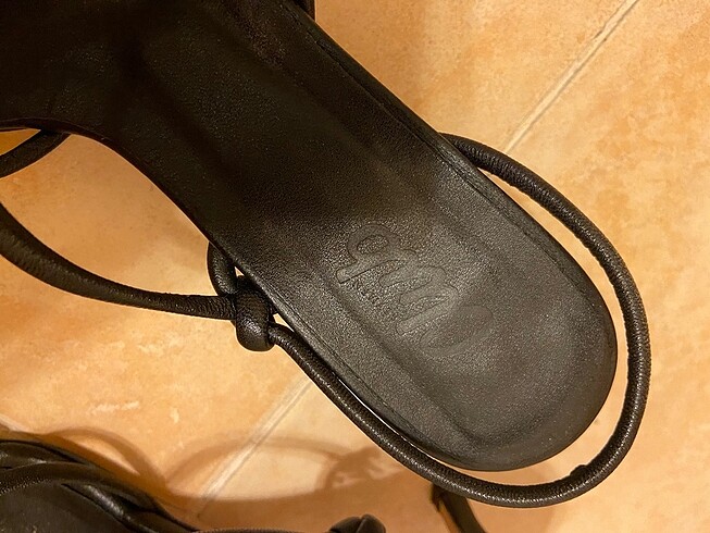 38 Beden siyah Renk Sandalet