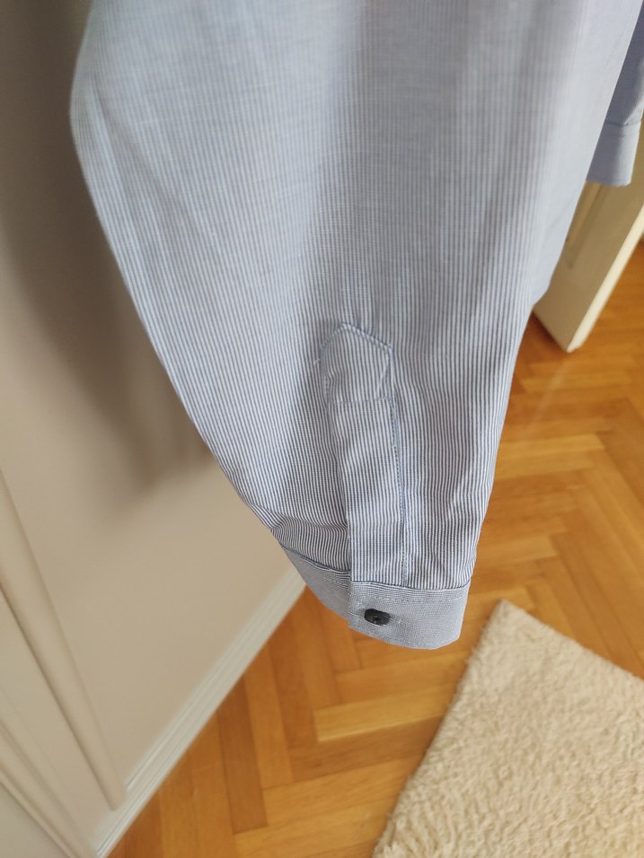 Düğmeli Mavi Pamuklu Erkek Çocuk Gömleği - Görsel 3