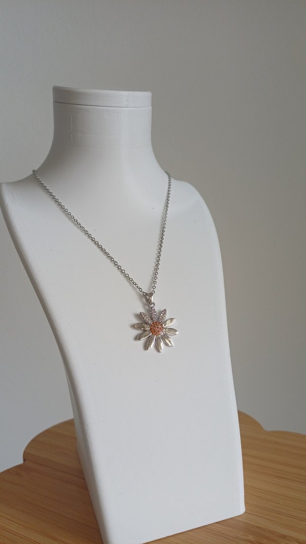 Çiçek Detaylı Midi Zincir Çelik Kolye - Görsel 2