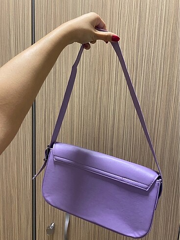 Louis Vuitton Mor kol çantası