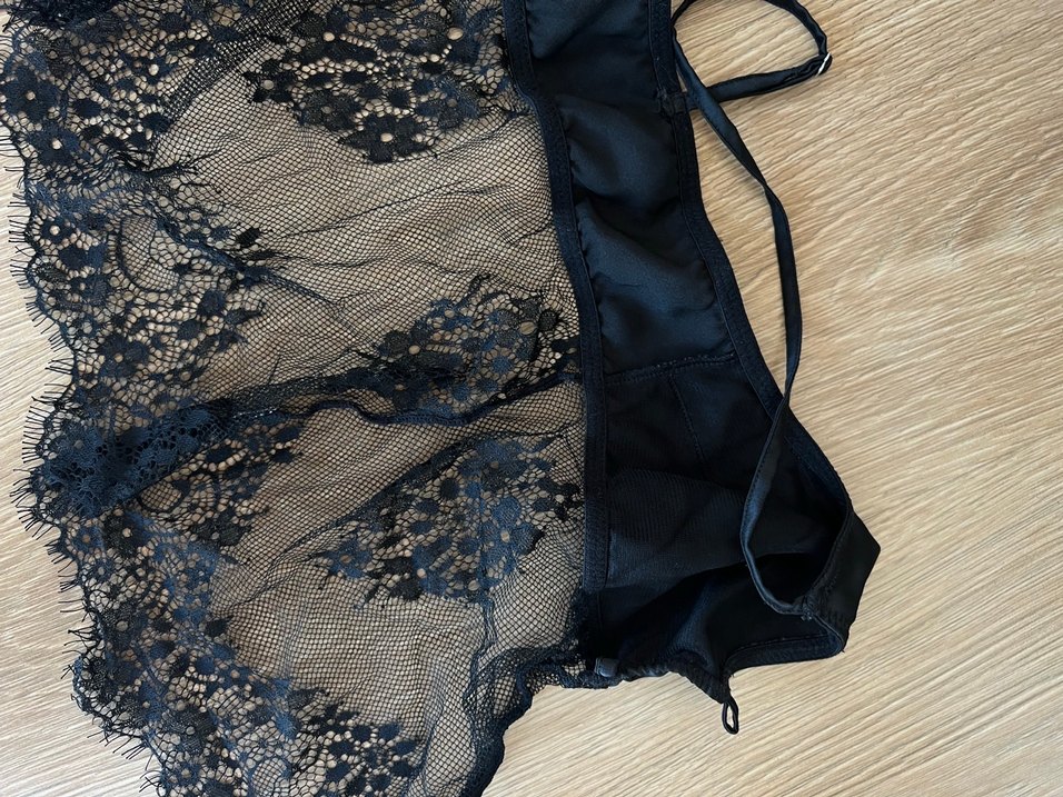 Dantelli Siyah Mini Büstiyer - Görsel 2