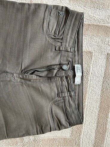 27 Beden haki Renk Loft haki yeşili pantolon