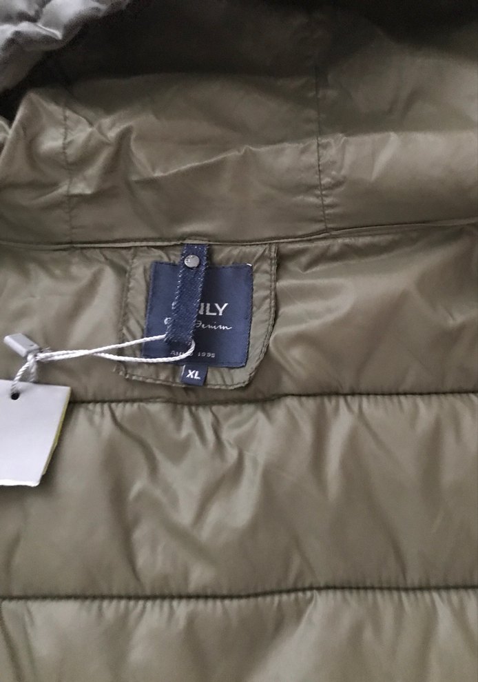 Haki Kadın Kapüşonlu Kışlık Mont - Görsel 5