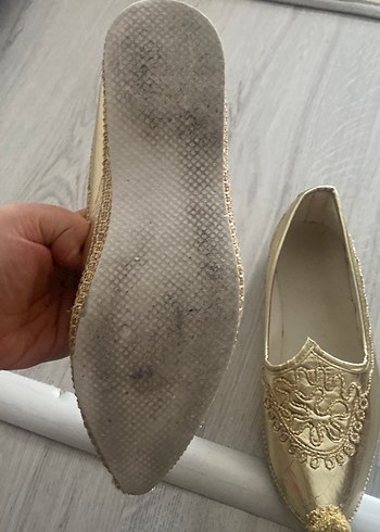 Erkek Çocuk Altın Renk İşlemeli Püsküllü Ayakkabı - Görsel 2
