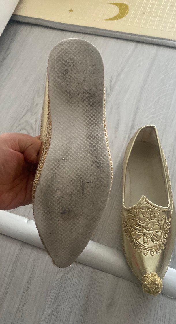 Erkek Çocuk Altın Renk İşlemeli Püsküllü Ayakkabı - Görsel 2