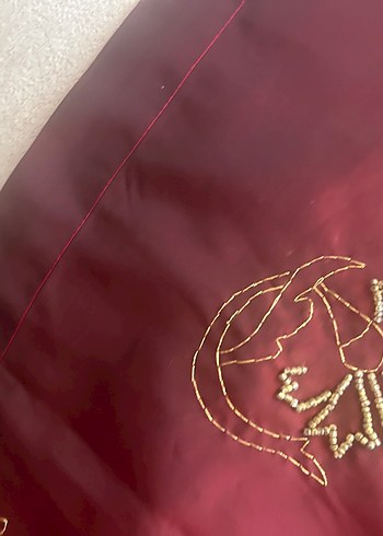 İşlemeli Bordo Masa Örtüsü - Görsel 6