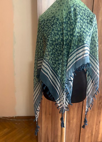 Yeşil püskullu Fular - Görsel 10