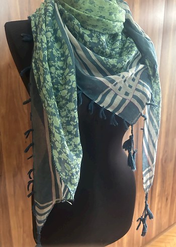 Yeşil püskullu Fular - Görsel 7