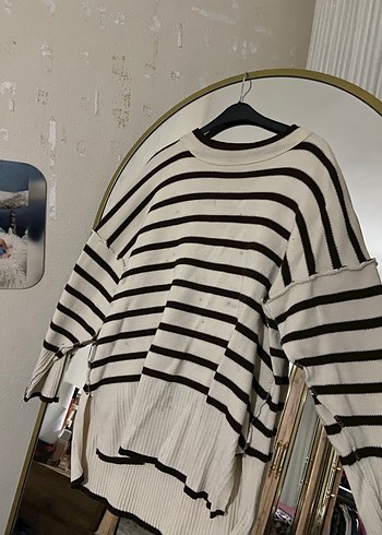 Bej Gri Çizgili Oversize Triko Kazak