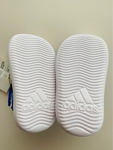 20 Beden mavi Renk Adidas bebek sandalet