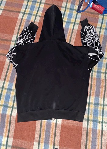 Siyah Kapüşonlu Örümcek Ağı Detaylı Sweatshirt