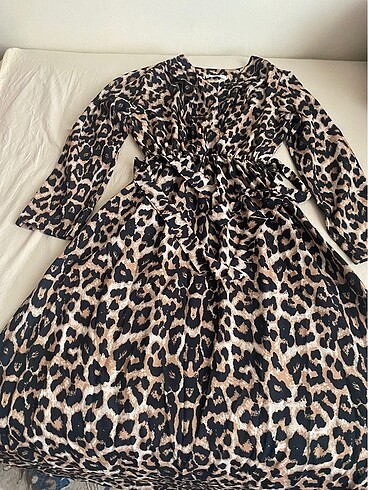 m Beden Leopar elbise