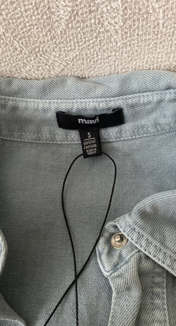 Gri Düğmeli Kadın Denim Ceket BEBE MAVİ - Görsel 3