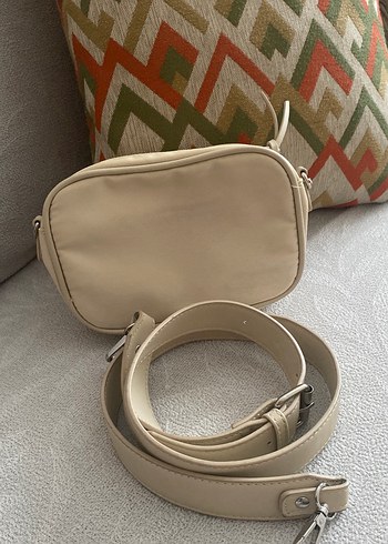 Bej stradivarius çanta - Görsel 4