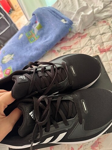 40 Beden adidas ayakkabı