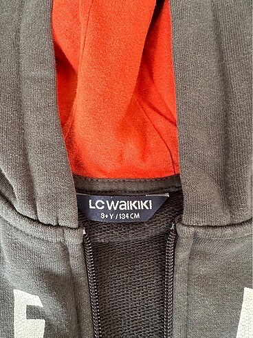 LC Waikiki Üst giyim