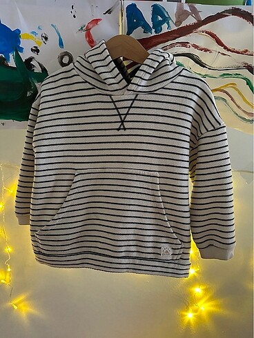 zara sweatshirt 3-4 yaş
