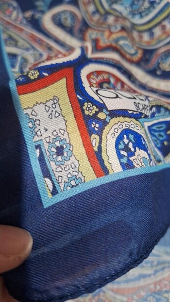 Beden lacivert Renk Yeni model şal Qub Scarf