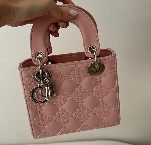 Dior pudra çanta