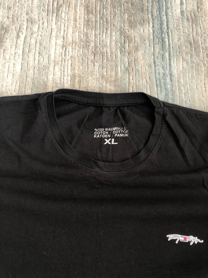 XL Siyah Tommy Hilfiger Tişört - Görsel 3