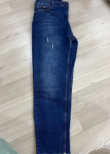 Dikiş Detaylı Lacivert Kadın Kot Pantolon - Görsel 2