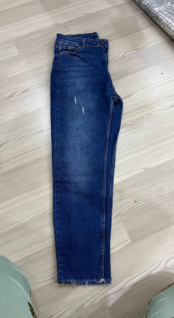 Dikiş Detaylı Lacivert Kadın Kot Pantolon - Görsel 2