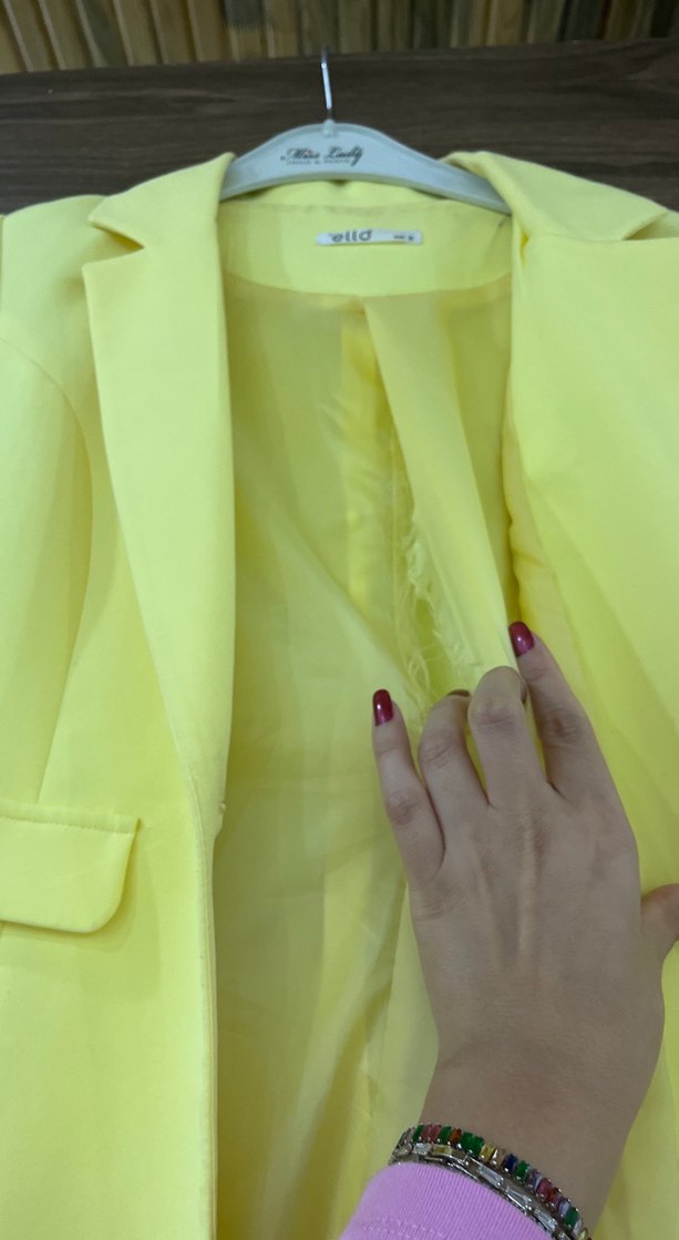 Sarı Düğmeli Kadın Blazer Ceket - Görsel 4